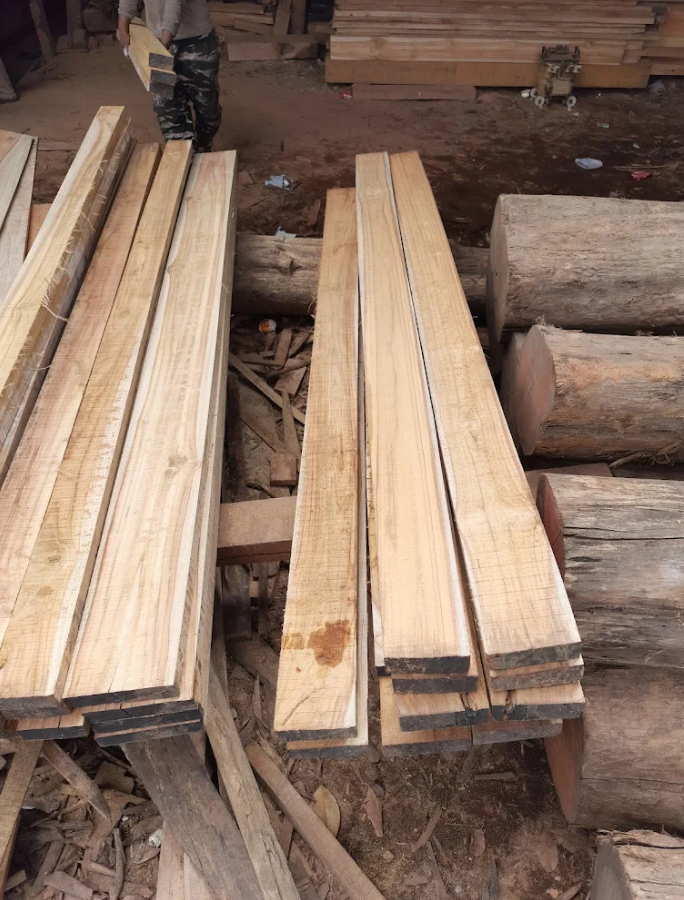 Custom-cut timber sections in multiple sizes